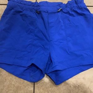 Almost brand new bungee cord shorts from Athleta